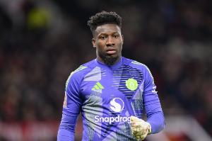 保罗-罗宾逊：不认为奥纳纳踢里昂会出场，他可能会缺席几场比赛